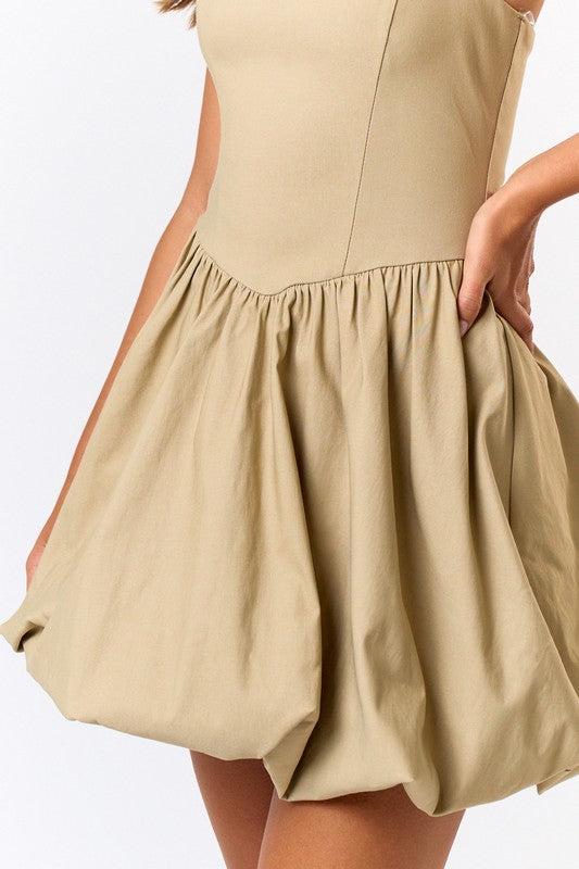 Mini Halter Bubble Hem Dress L Mini Halter Bubble Hem Dress L
